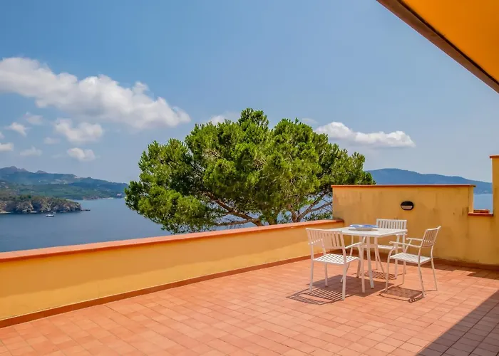 Capo Stella Villa Lacona