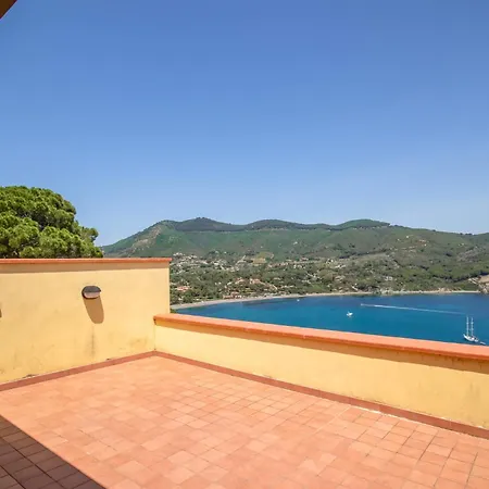 Villa Capo Stella Lacona